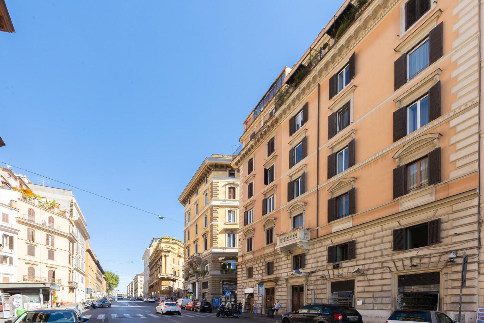 La Dolce Vita Cavour ローマ エクステリア 写真
